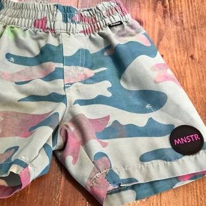 💰 PRICE DROP Munster shorts